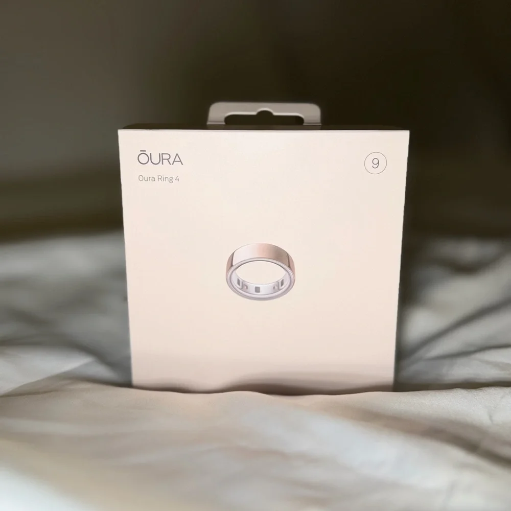 Oura Ring Gen 4 in Rose Gold Titanium